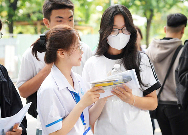 Thí sinh dự thi THPT