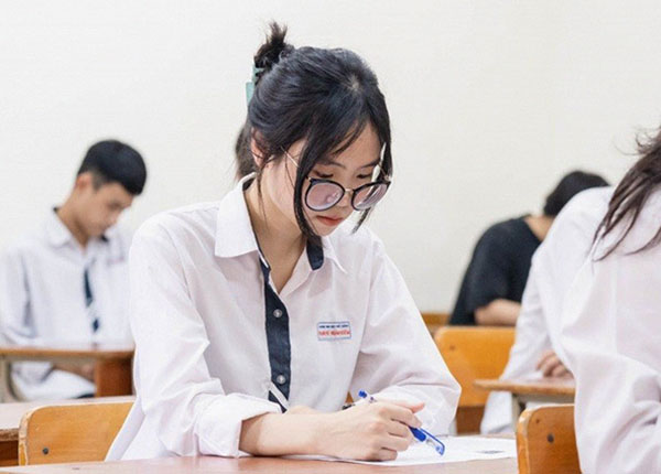 Thí sinh dự thi tốt nghiệp THPT