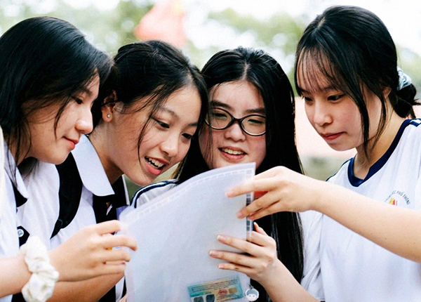 Thí sinh tham gia xét tuyển