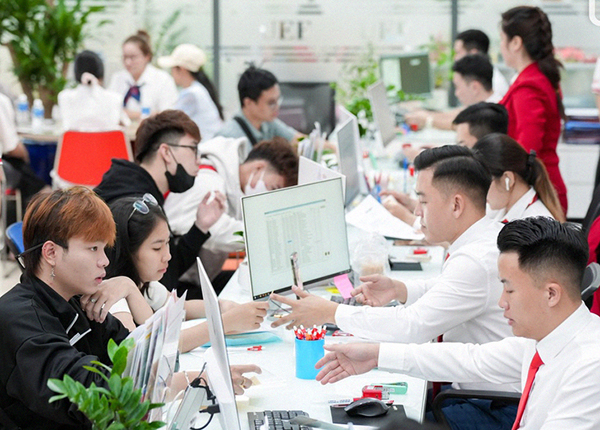 Thí sinh nộp học phí